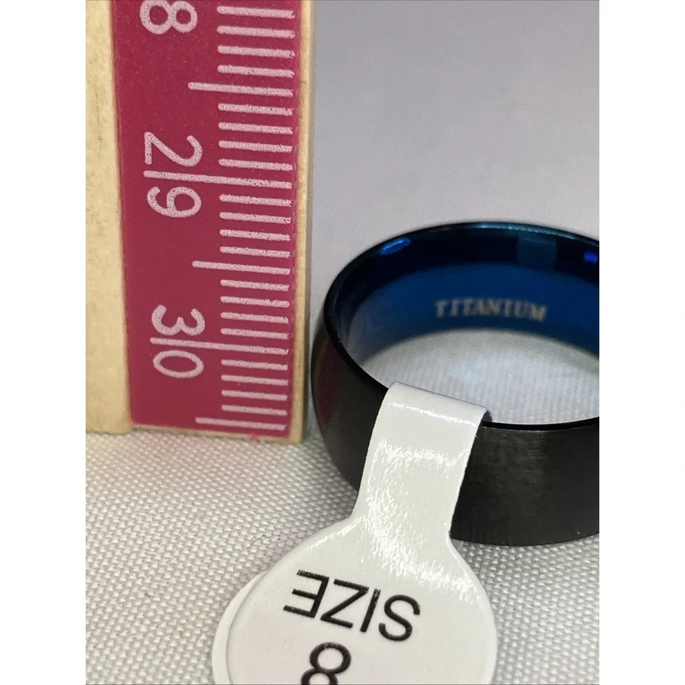 Unbranded Titanium Ring Mens Size 8 Black New 7mm Blue Lining #1880